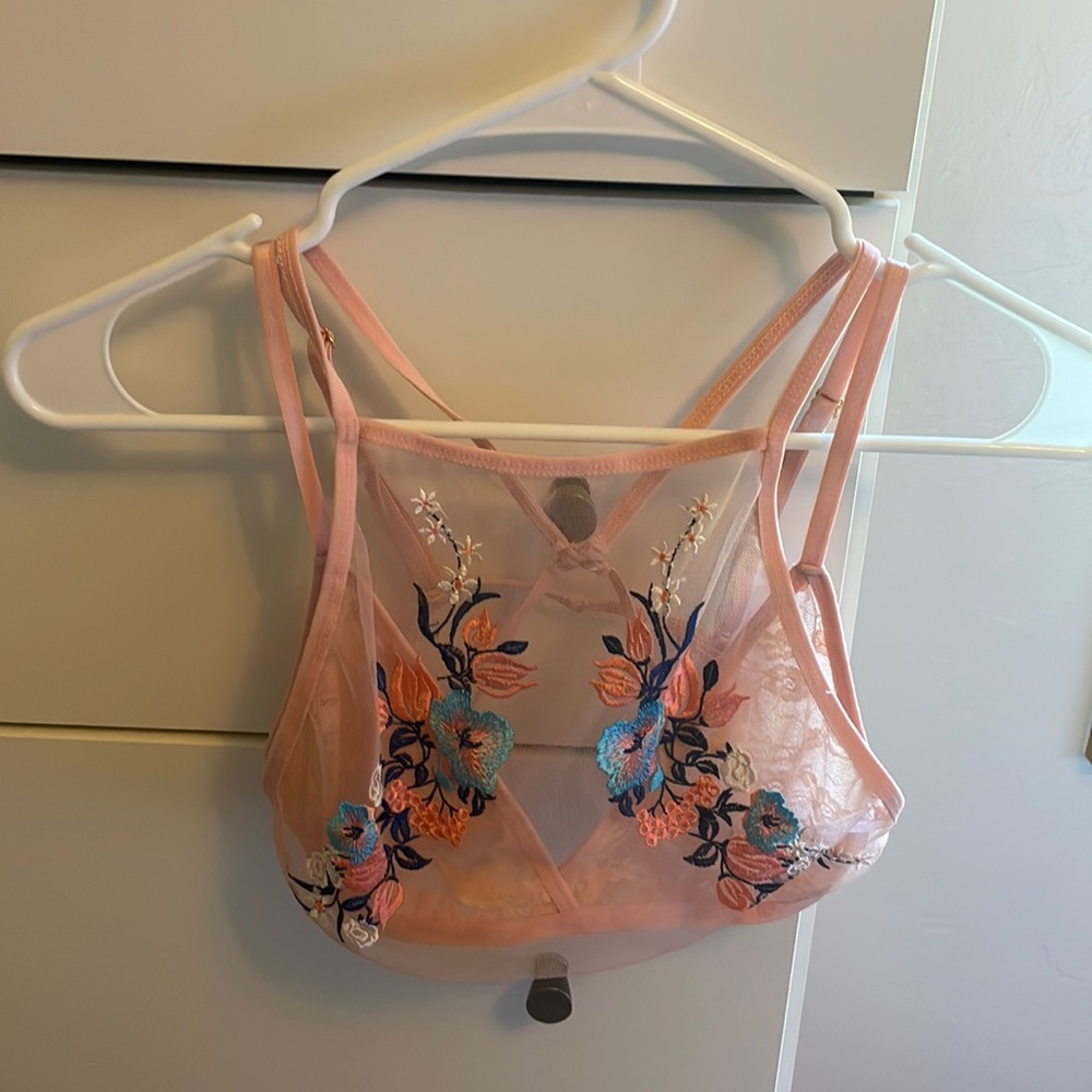 Charlotte Russe Bralette, Size M